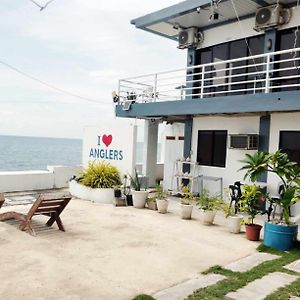 Angler'S Hub & Resort Oslob